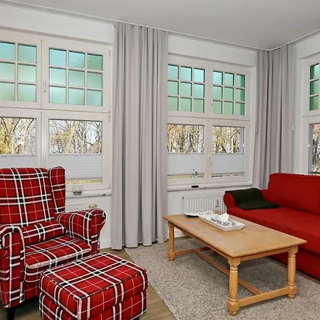La 1 Apartment Kuehlungsborn