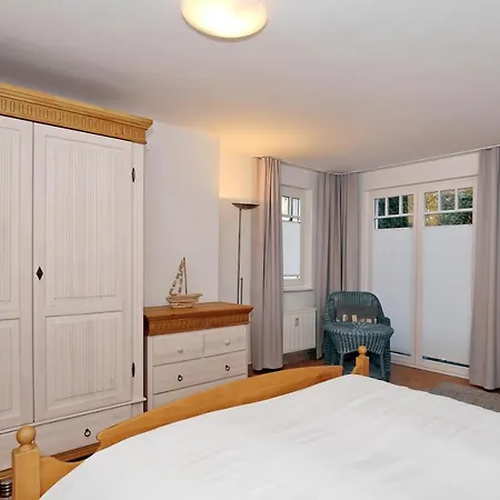 La 1 Apartment *
